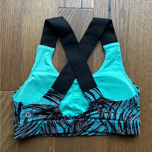 Lululemon Bra - Picture 2 of 3